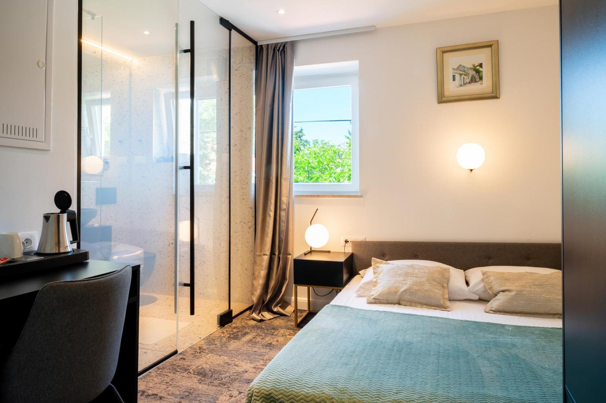 Hotel Krilo Jesenice Kültér fotó